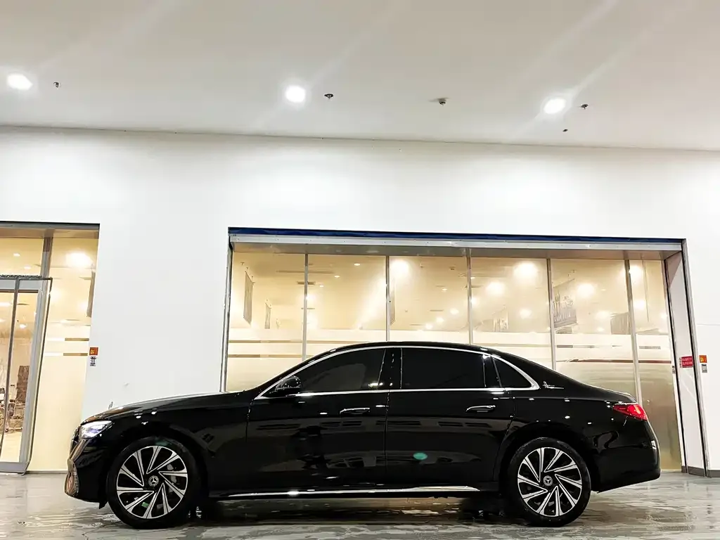 Mercedes-Benz E-Class 2025 из CN, фото 9