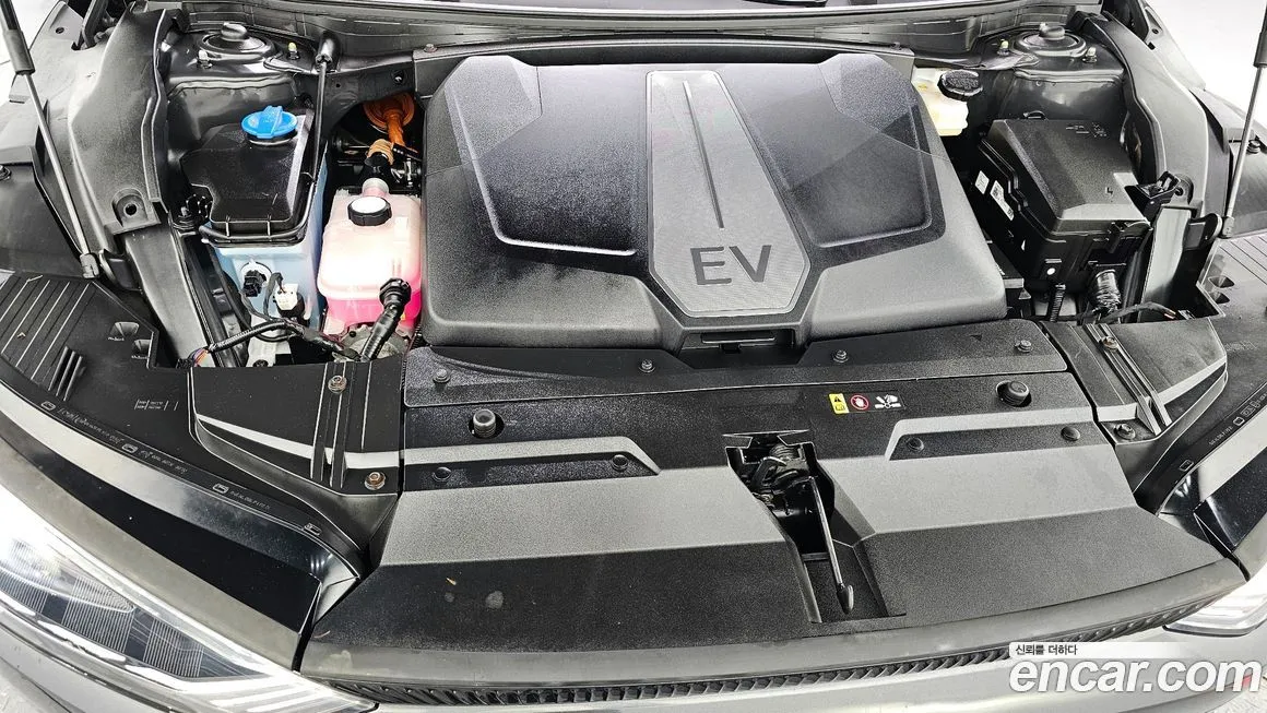Kia EV6 2022 из KR, фото 8