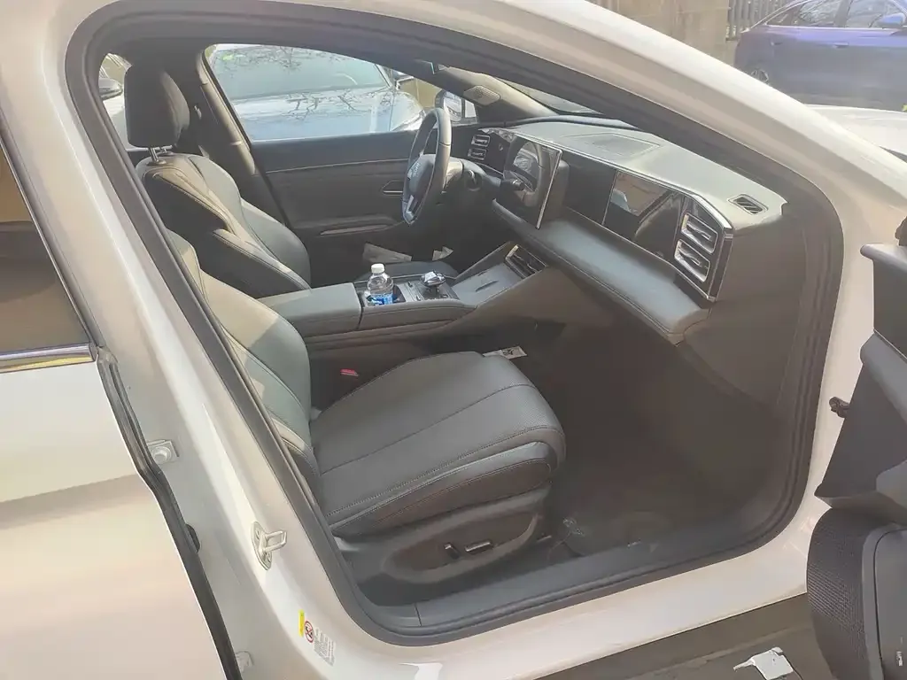 BYD Qin L 2025 из CN, фото 7