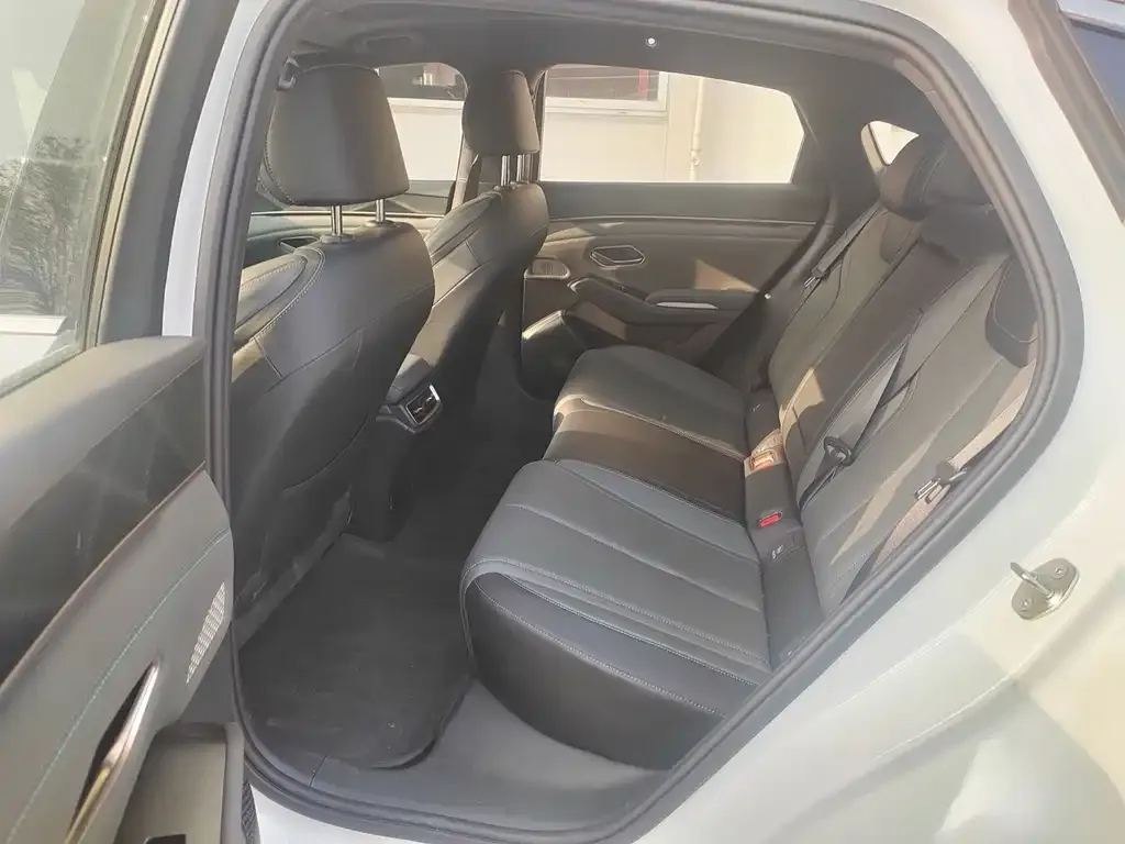 BYD Qin L 2025 из CN, фото 5