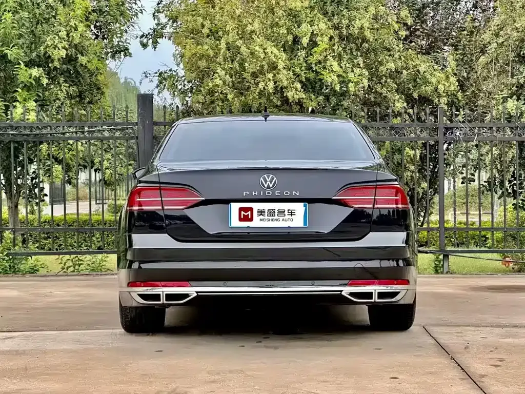 Volkswagen Phideon — фото 8