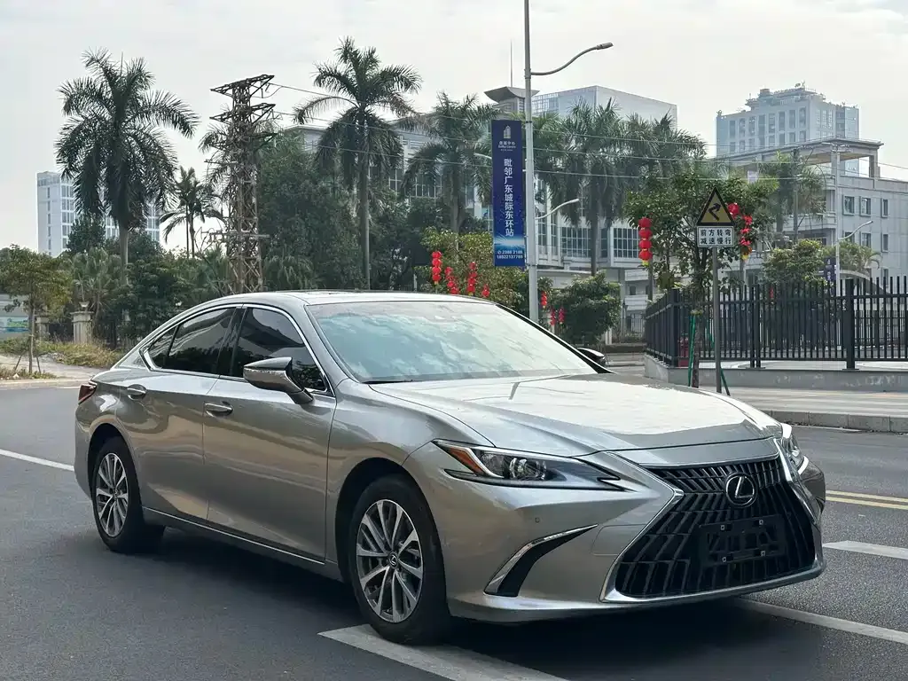 Lexus ES 2023 из CN, фото 9