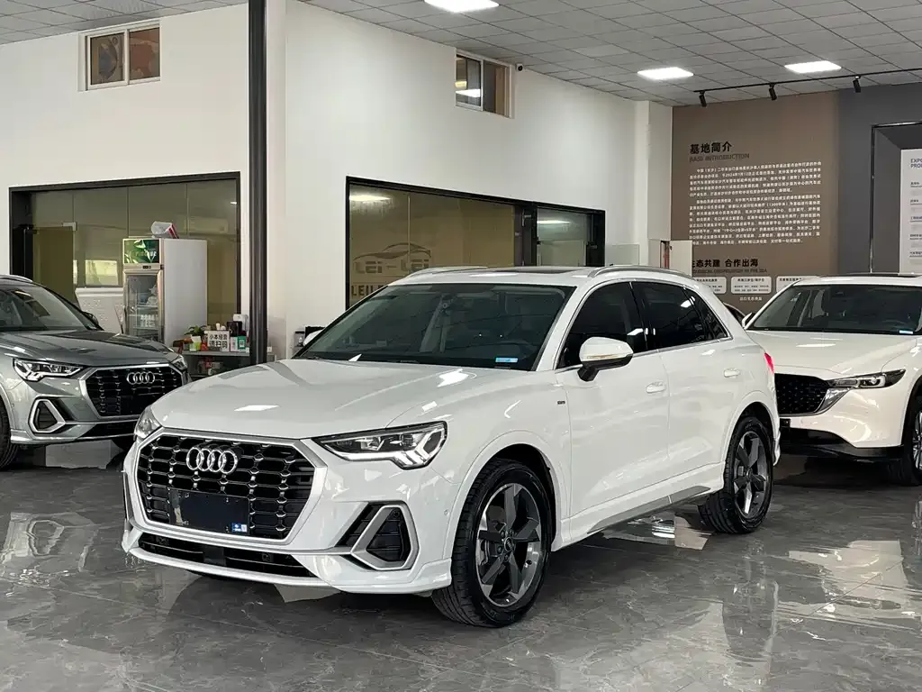 Audi Q3 2022 из CN, фото 1