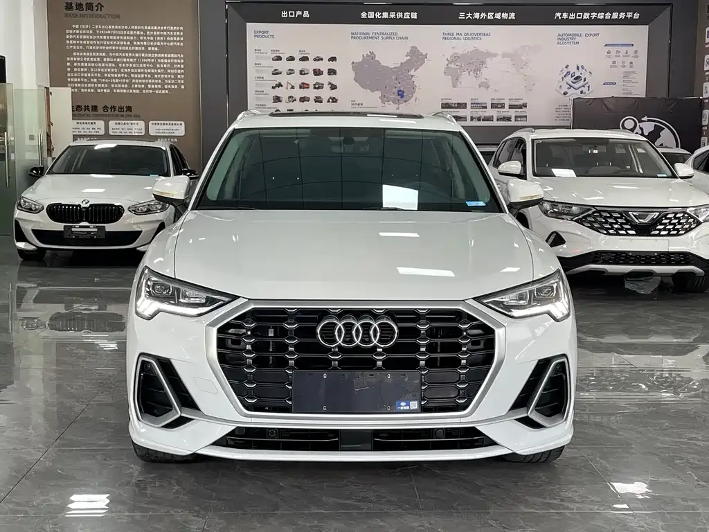 Audi Q3 2022 из CN, фото 2