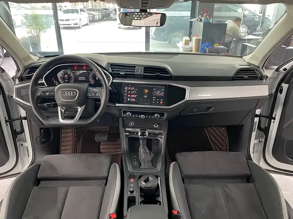 Audi Q3 2022 из CN, фото 6