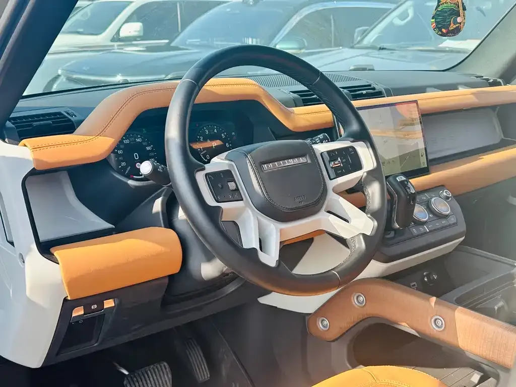 Land Rover Defender 2022 из CN, фото 3