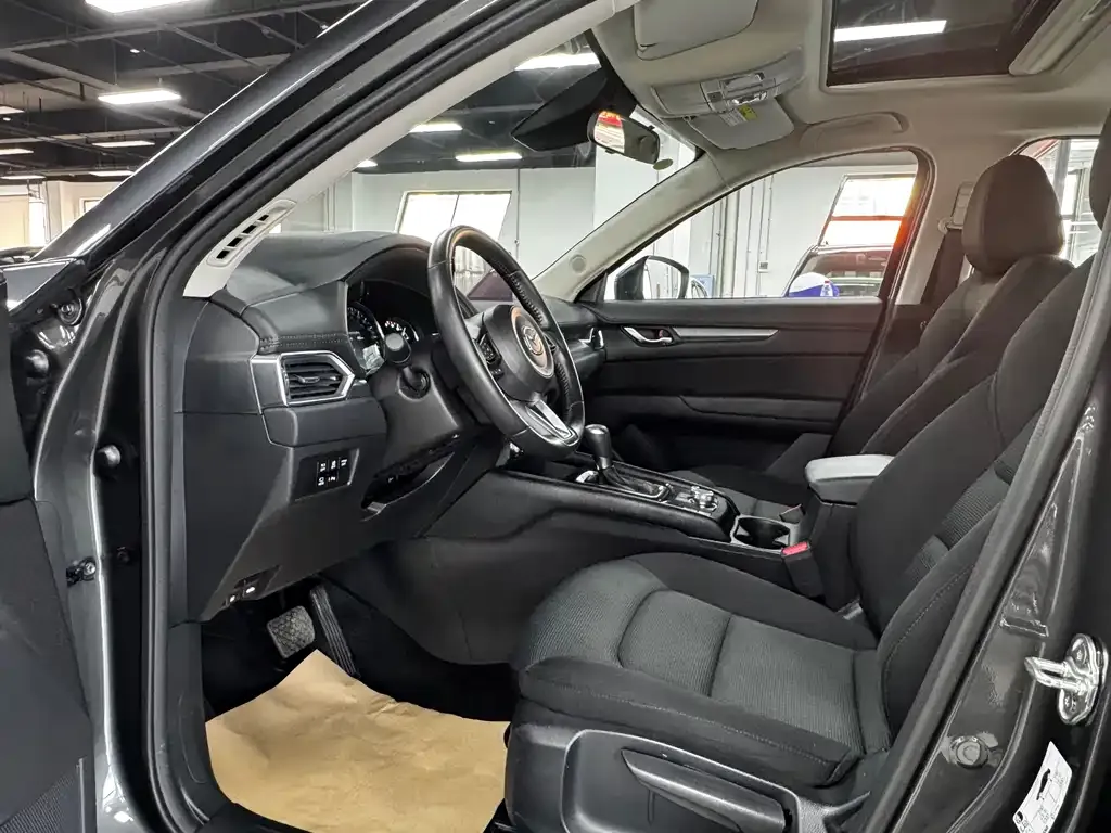 Mazda CX-5 2023 из CN, фото 10