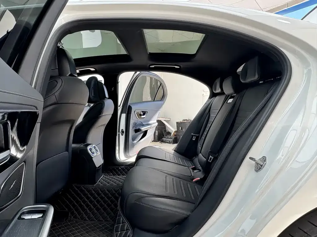 Mercedes-Benz C-Class 2023 из CN, фото 9