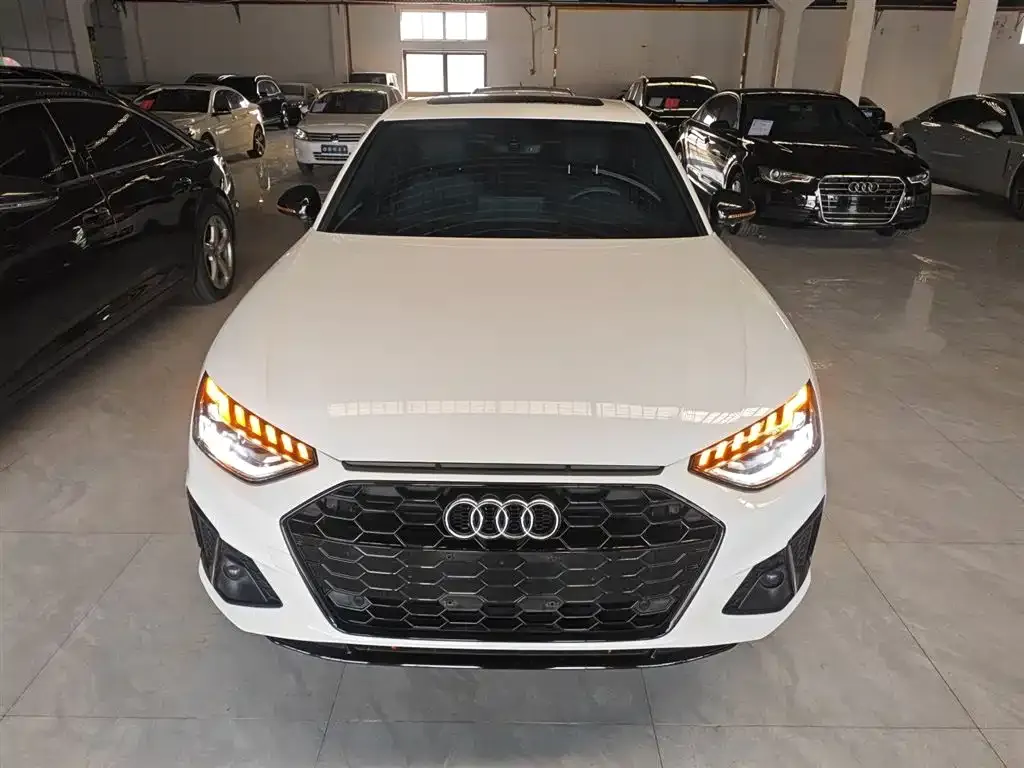 Audi A4L 2024 из CN, фото 9