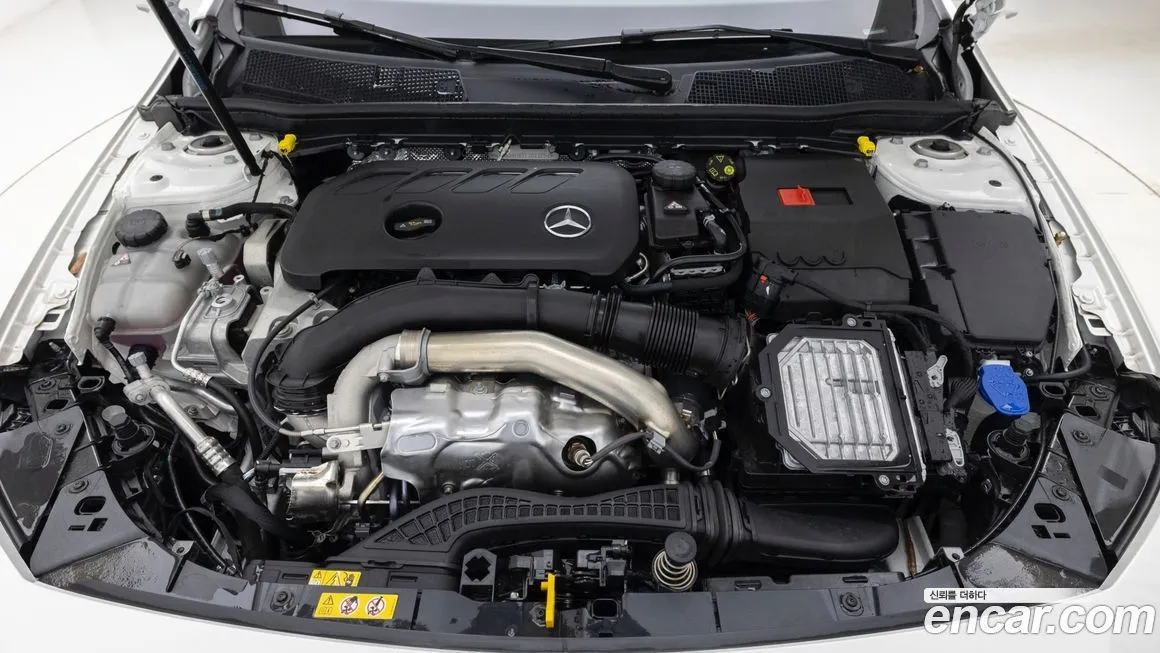 Mercedes-Benz A-Class — фото 10