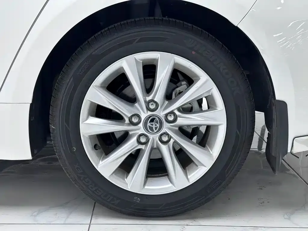 Toyota Corolla 2024 из CN, фото 10