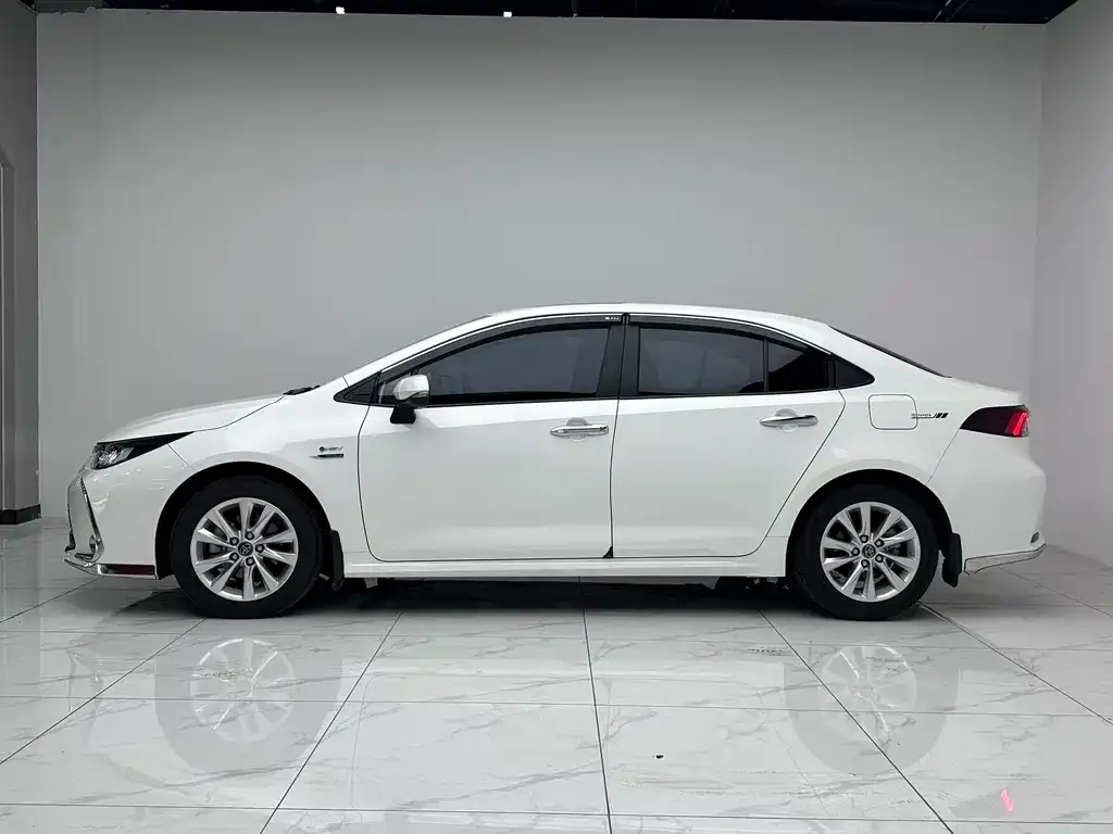 Toyota Corolla 2024 из CN, фото 5