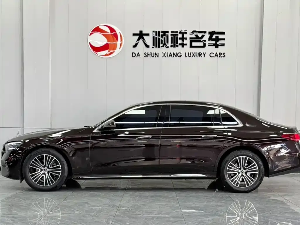Hongqi H9 — фото 3