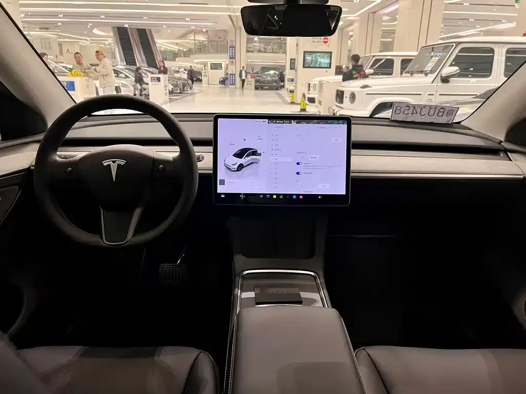 Tesla Model Y 2024 из CN, фото 4