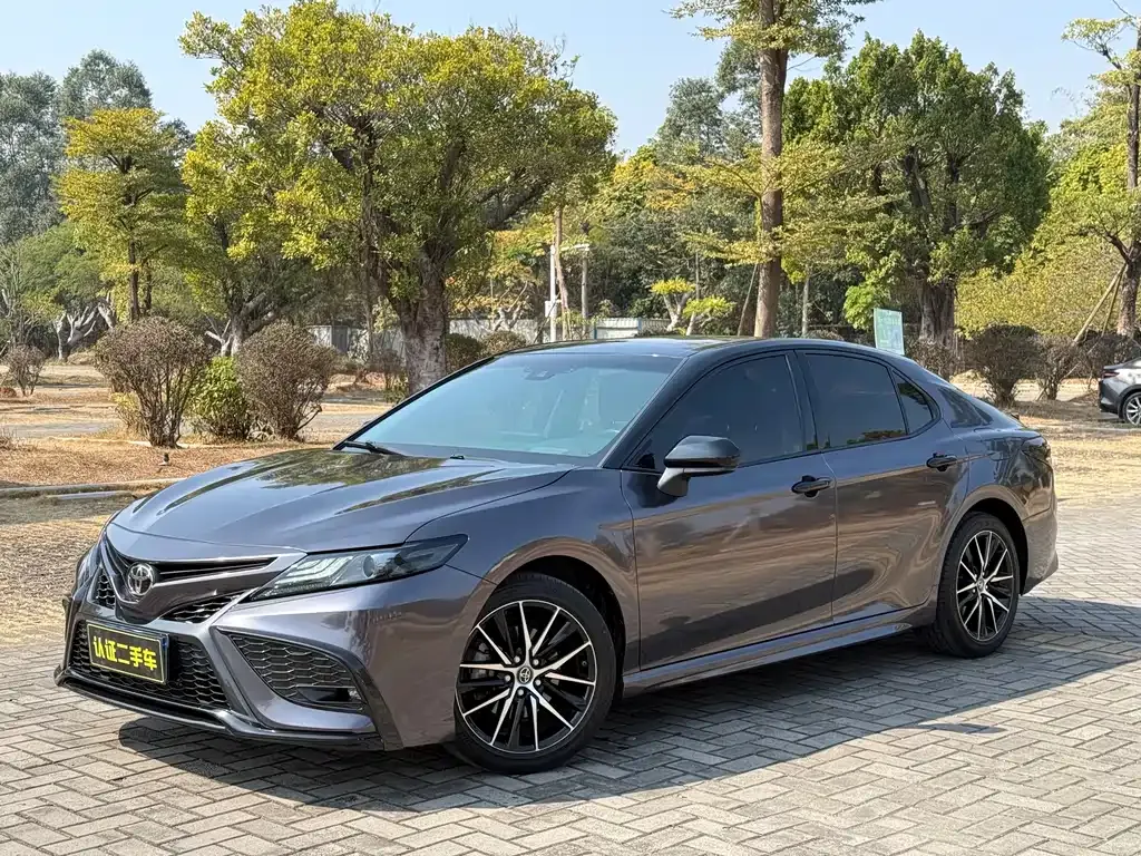 Toyota Camry 2022 из CN, фото 1