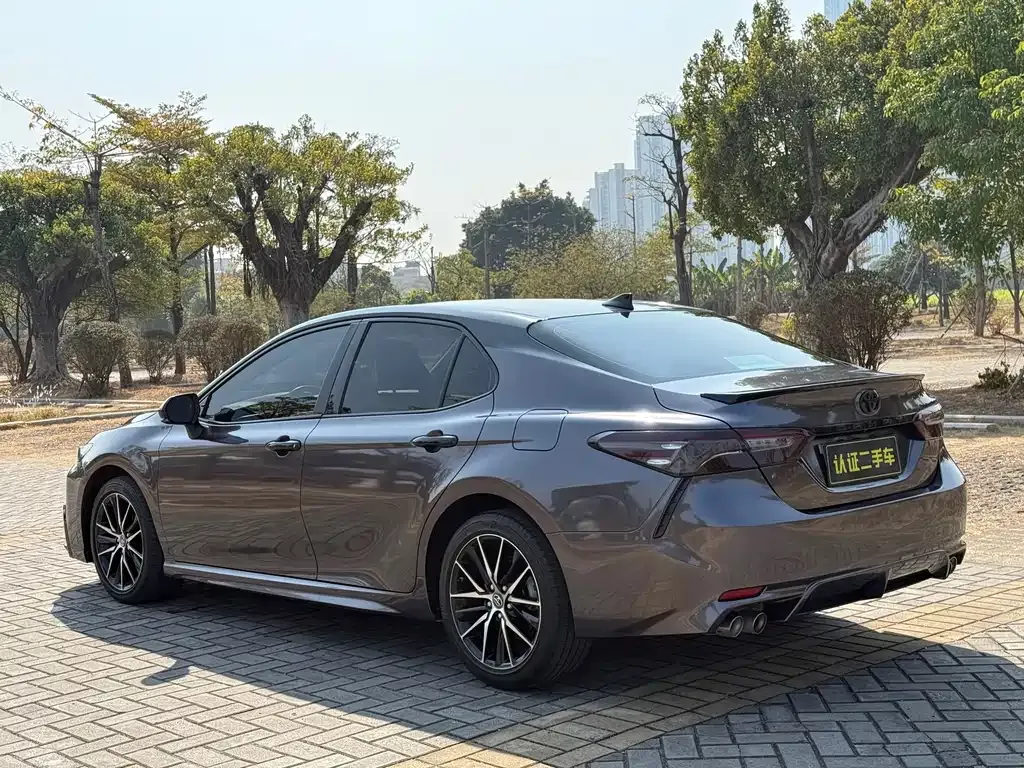 Toyota Camry 2022 из CN, фото 10