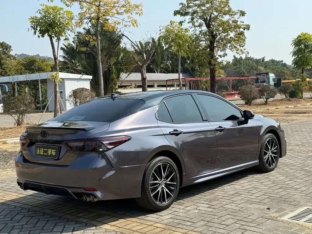 Toyota Camry 2022 из CN, фото 9