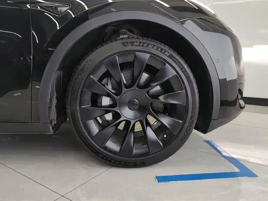 Tesla Model Y 2023 из CN, фото 6