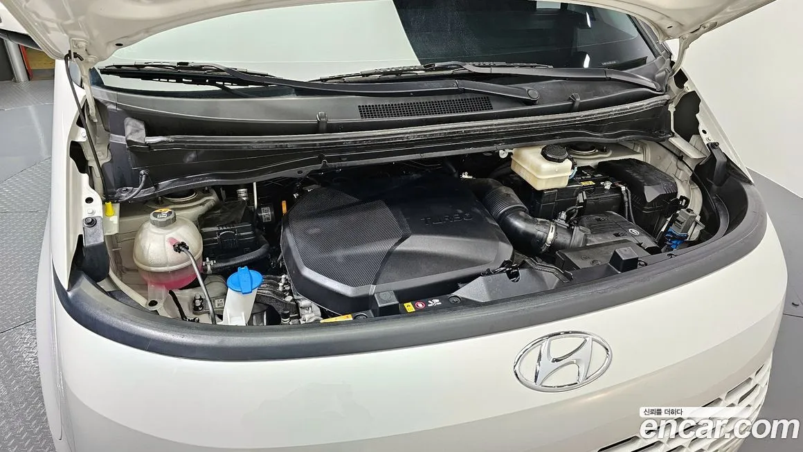 Hyundai Staria — фото 4