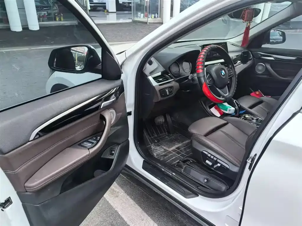 BMW X1 2022 из CN, фото 4