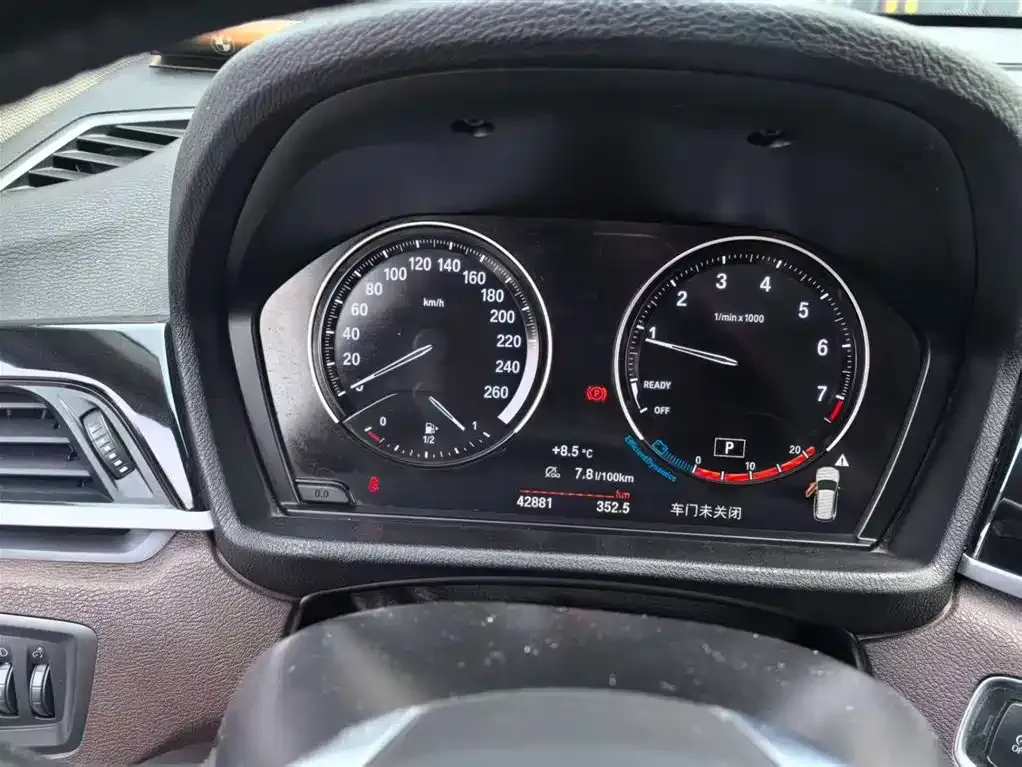 BMW X1 2022 из CN, фото 3