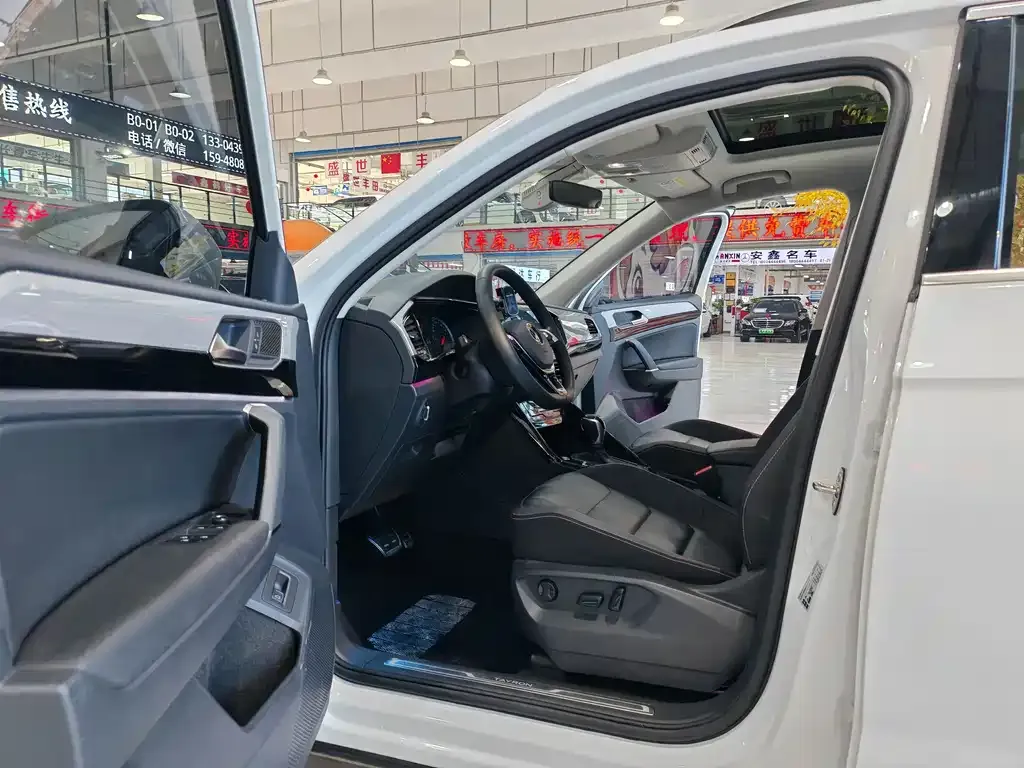 Volkswagen Tayron 2022 из CN, фото 3