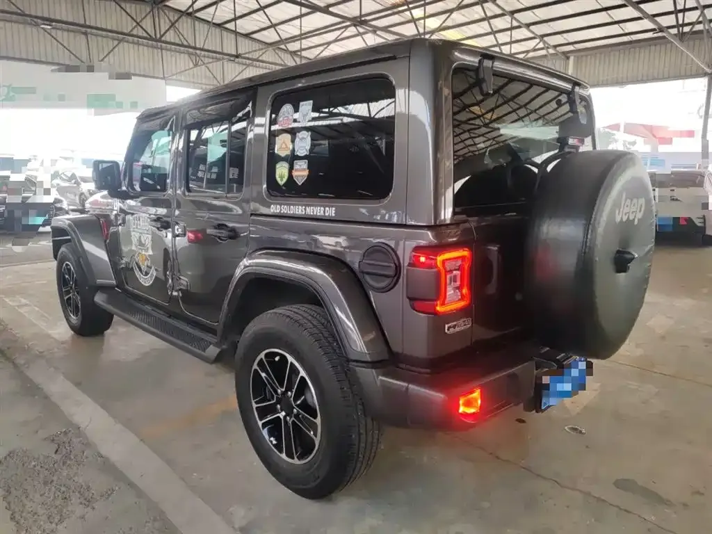 Jeep Wrangler 2021 из CN, фото 10