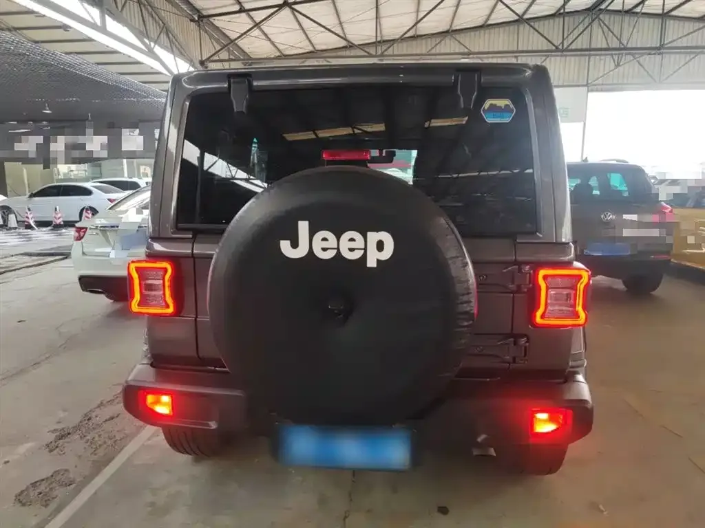 Jeep Wrangler 2021 из CN, фото 4