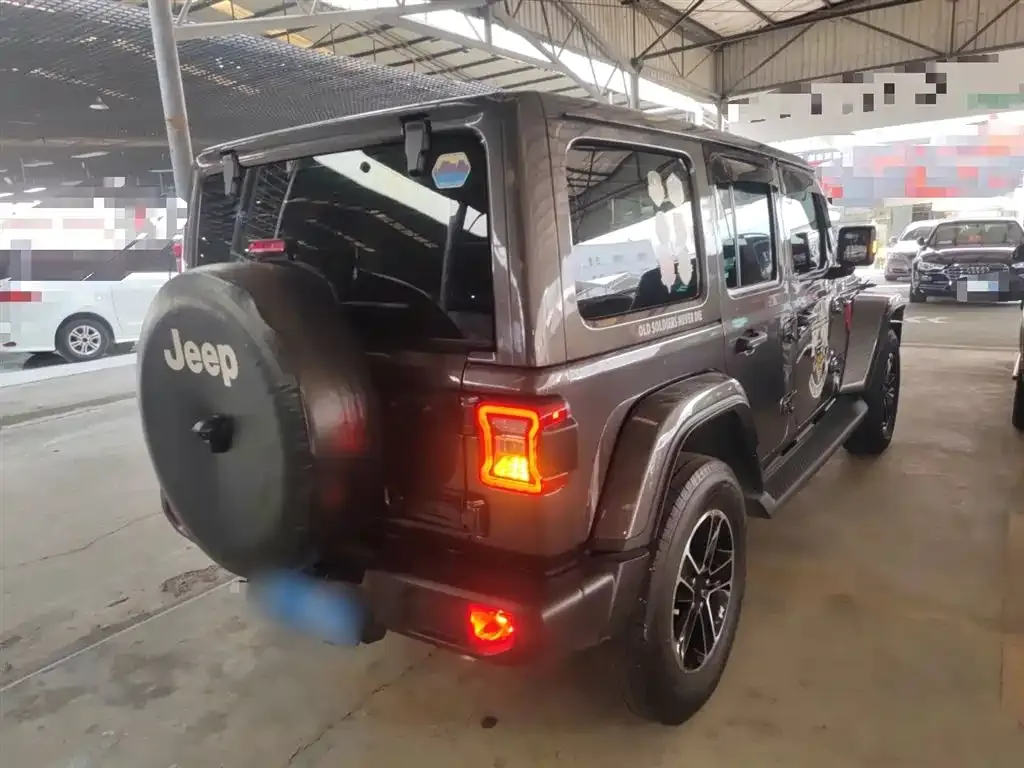 Jeep Wrangler 2021 из CN, фото 7