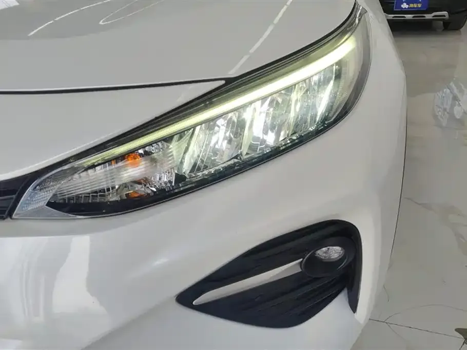 Toyota Wildlander 2023 из CN, фото 7