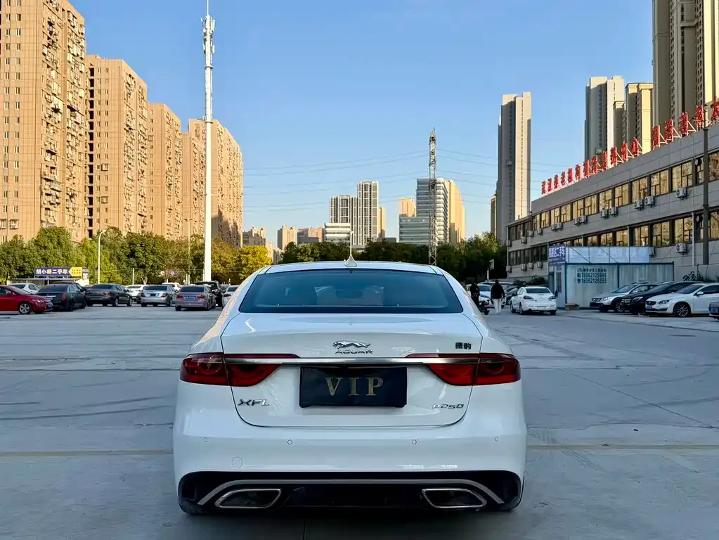 Jaguar XFL 2022 из CN, фото 7