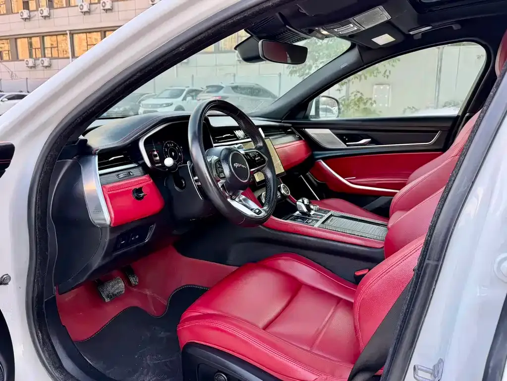 Jaguar XFL 2022 из CN, фото 2