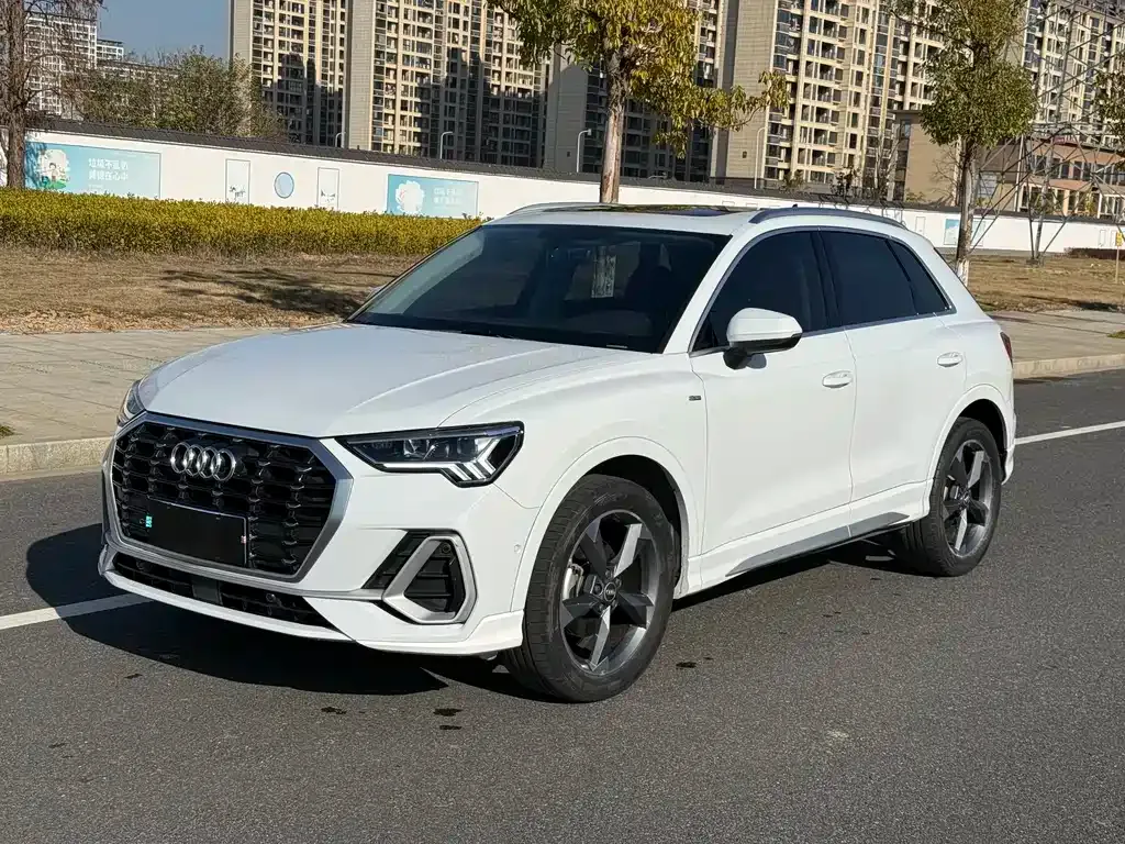 Audi Q3 2021 из CN, фото 1