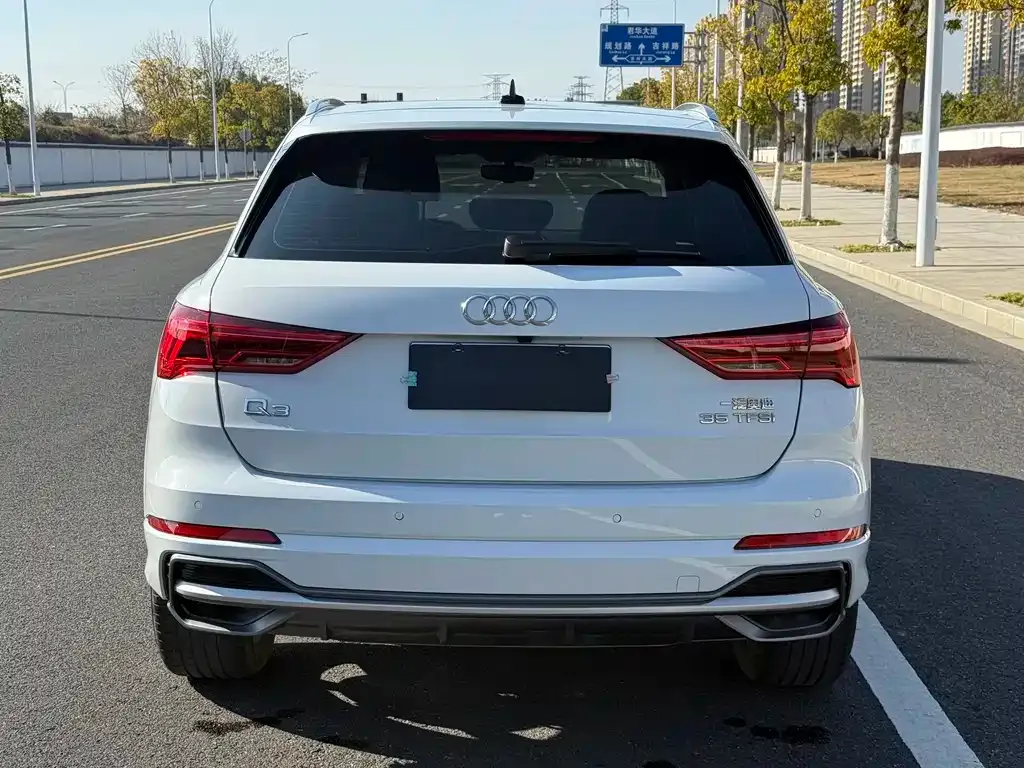 Audi Q3 2021 из CN, фото 8