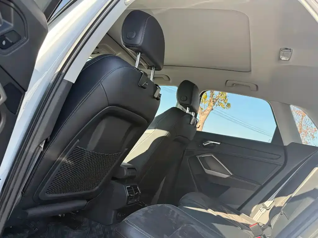 Audi Q3 2021 из CN, фото 4