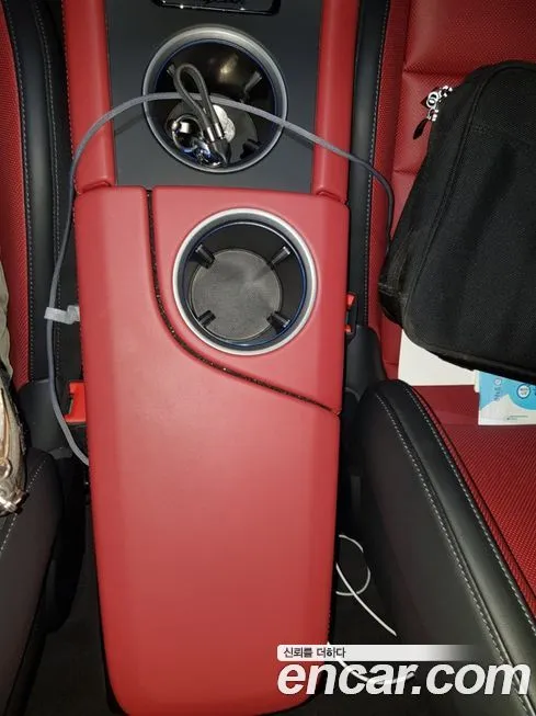 Porsche Taycan 2025 из KR, фото 9