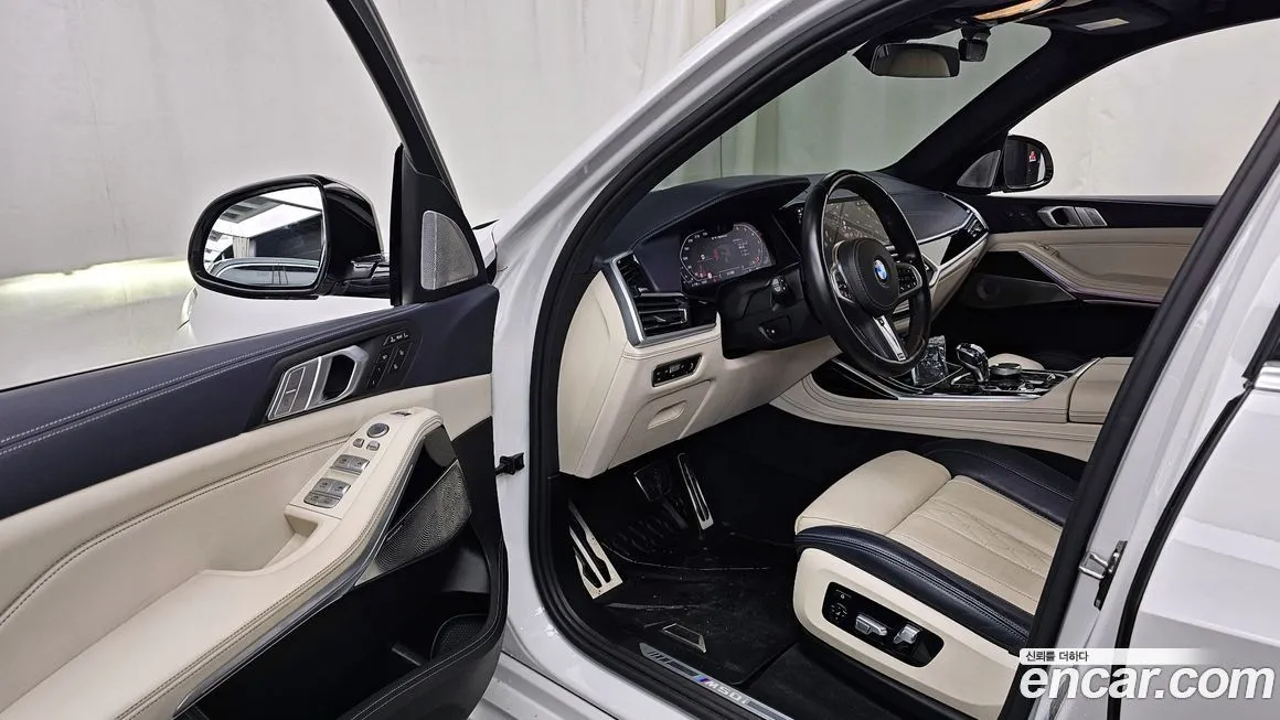 BMW X7 2021 из KR, фото 3