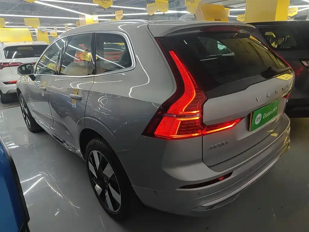 Volvo XC60 PHEV 2026 из CN, фото 4