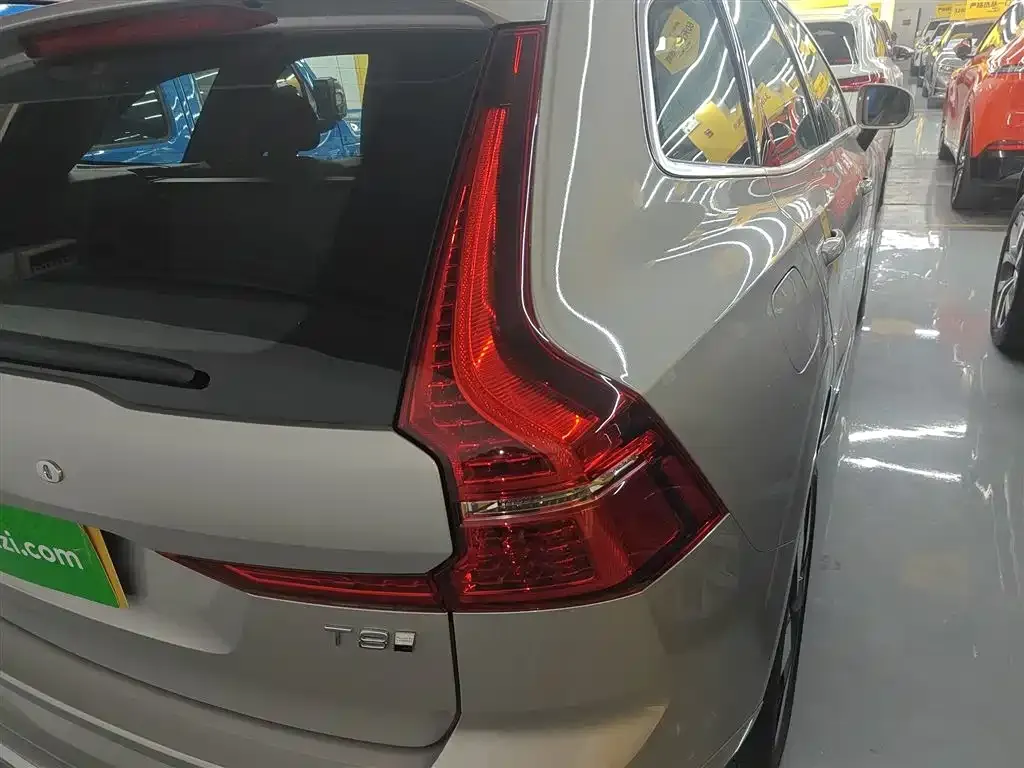 Volvo XC60 PHEV 2026 из CN, фото 6