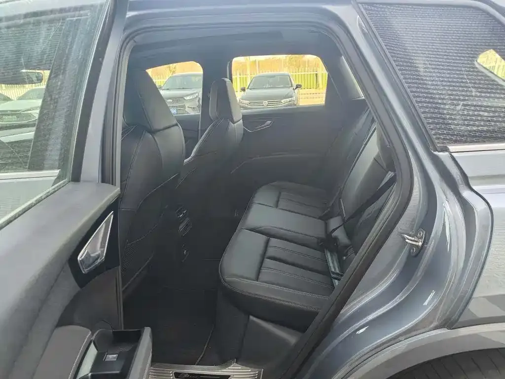 Audi Q4 e-tron 2024 из CN, фото 2