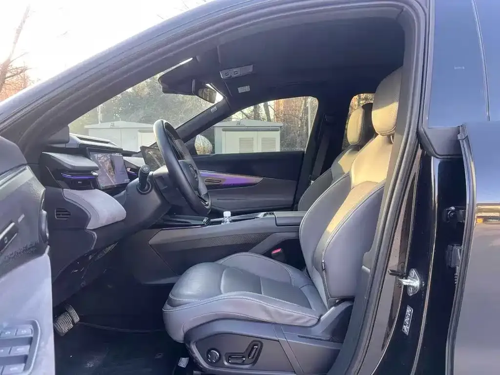 Lynk & Co 08 EM-P 2024 из CN, фото 4