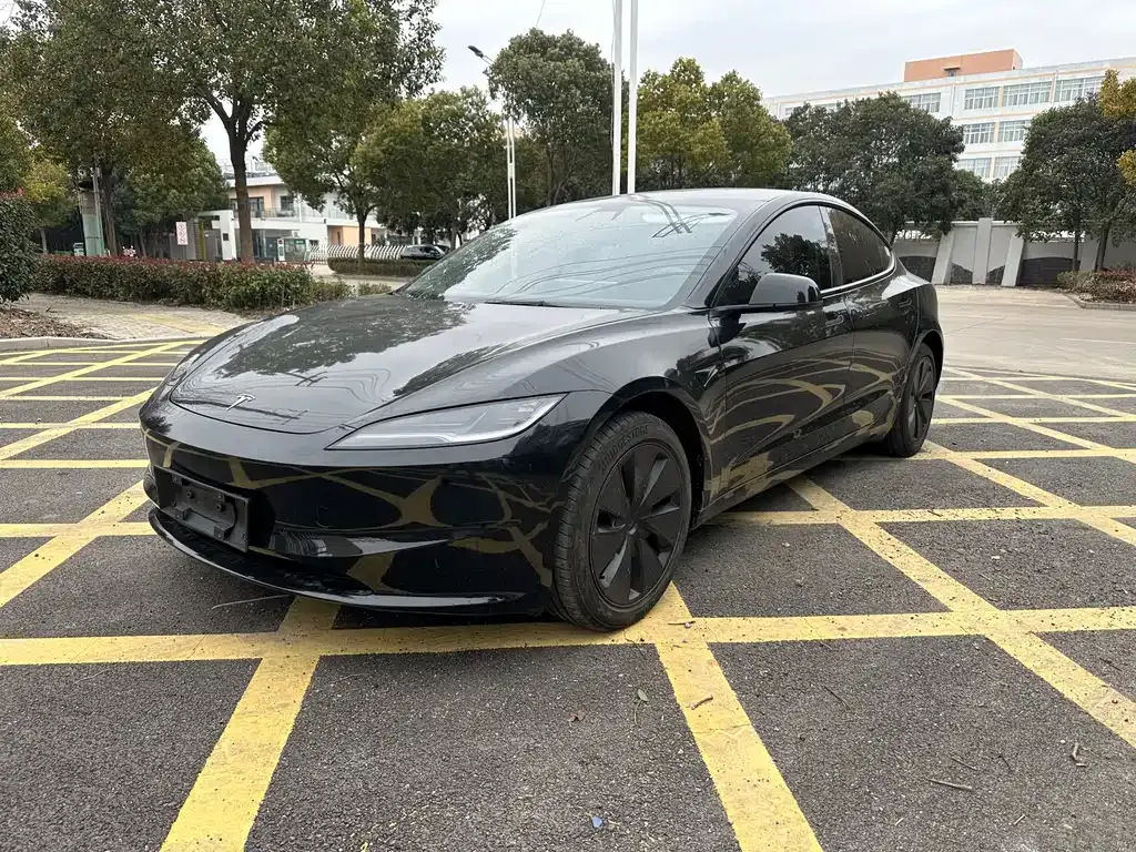 Tesla Model 3 2025 из CN, фото 5
