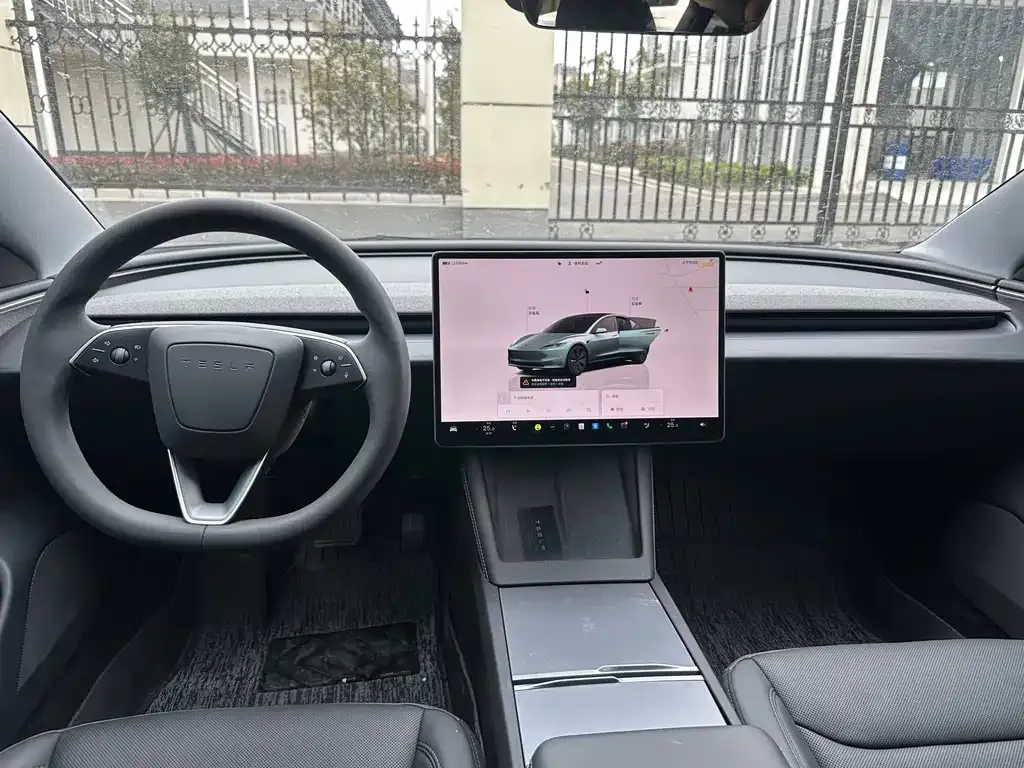 Tesla Model 3 2025 из CN, фото 2