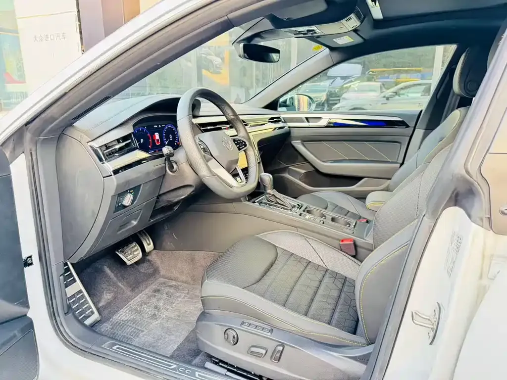 Volkswagen CC 2025 из CN, фото 5