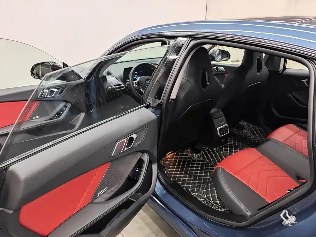 BMW 2 Series 2025 из CN, фото 4