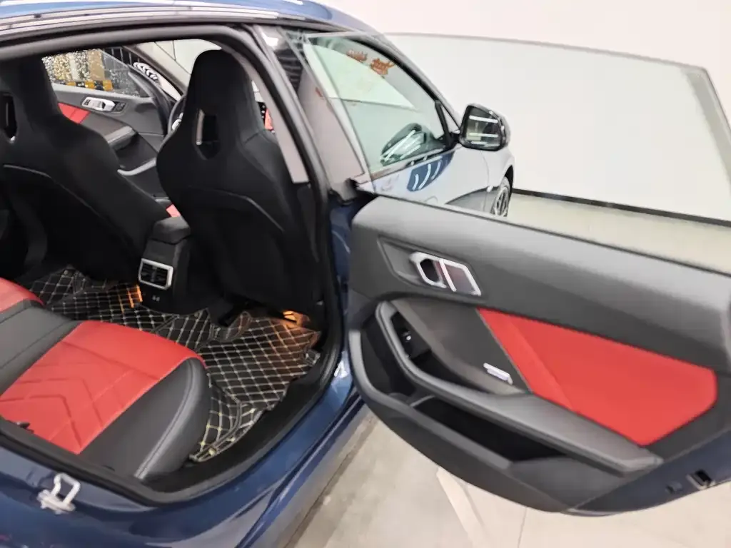 BMW 2 Series 2025 из CN, фото 5