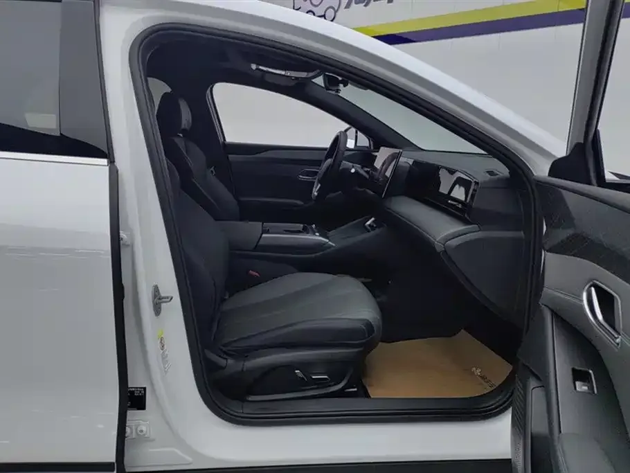 BYD Qin L 2025 из CN, фото 5