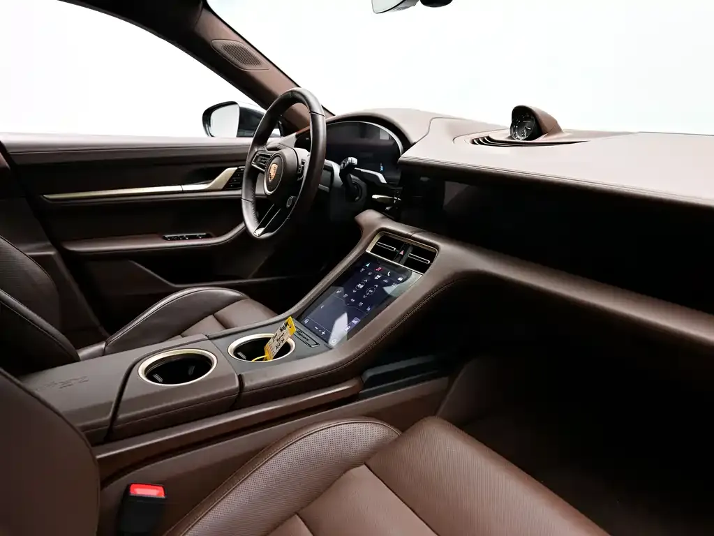 Porsche Taycan 2024 из CN, фото 7