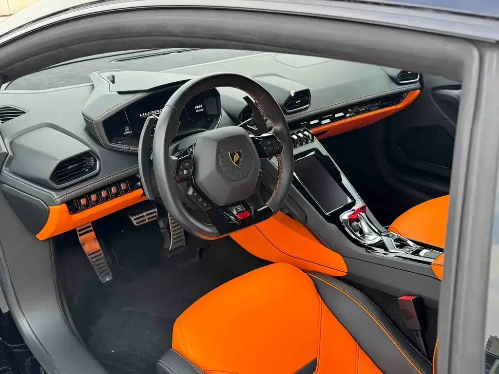 Lamborghini Huracan 2023 из CN, фото 3