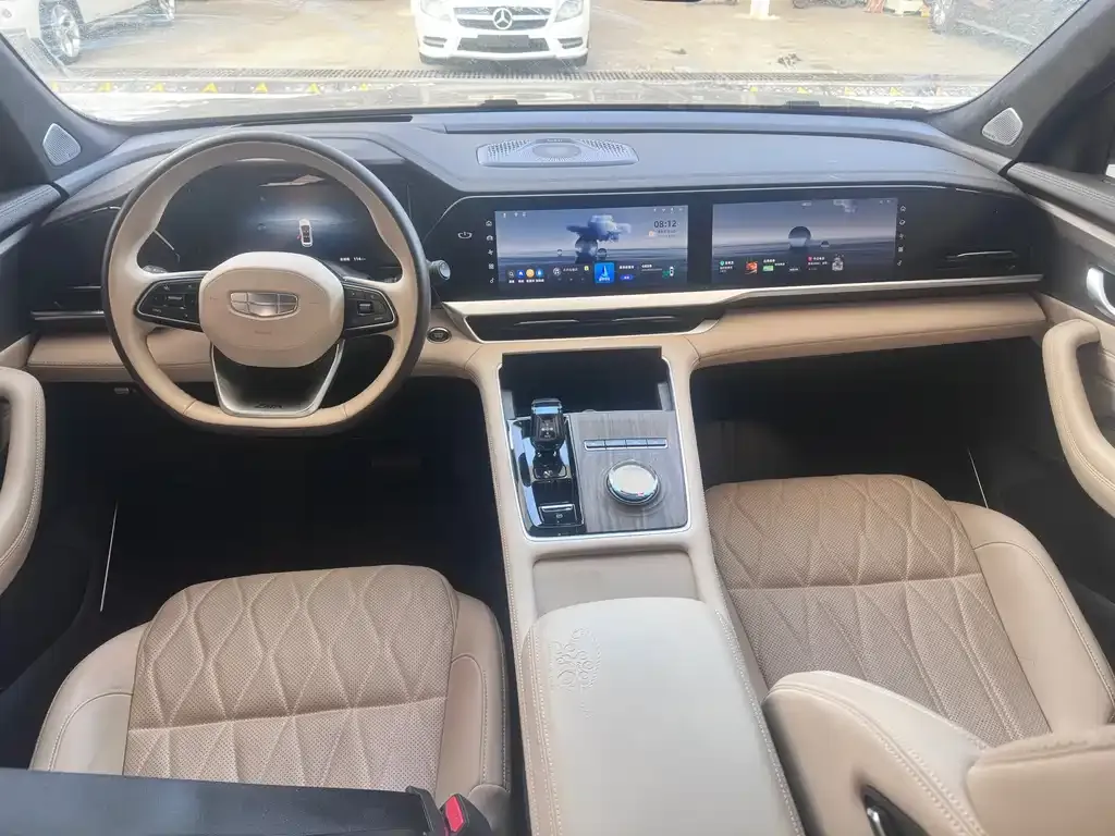 Geely Xingyue L 2024 из CN, фото 2